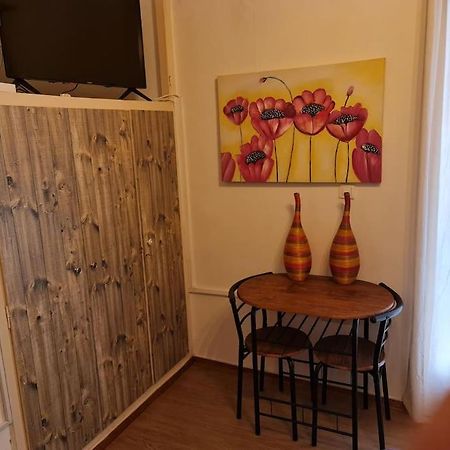6 Καλινοβου Center Of Athens Πεδιον Αρεωσ Apartment Exterior photo