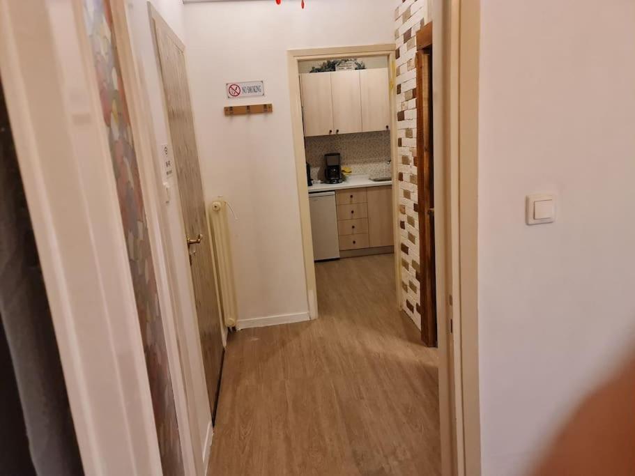 6 Καλινοβου Center Of Athens Πεδιον Αρεωσ Apartment Exterior photo